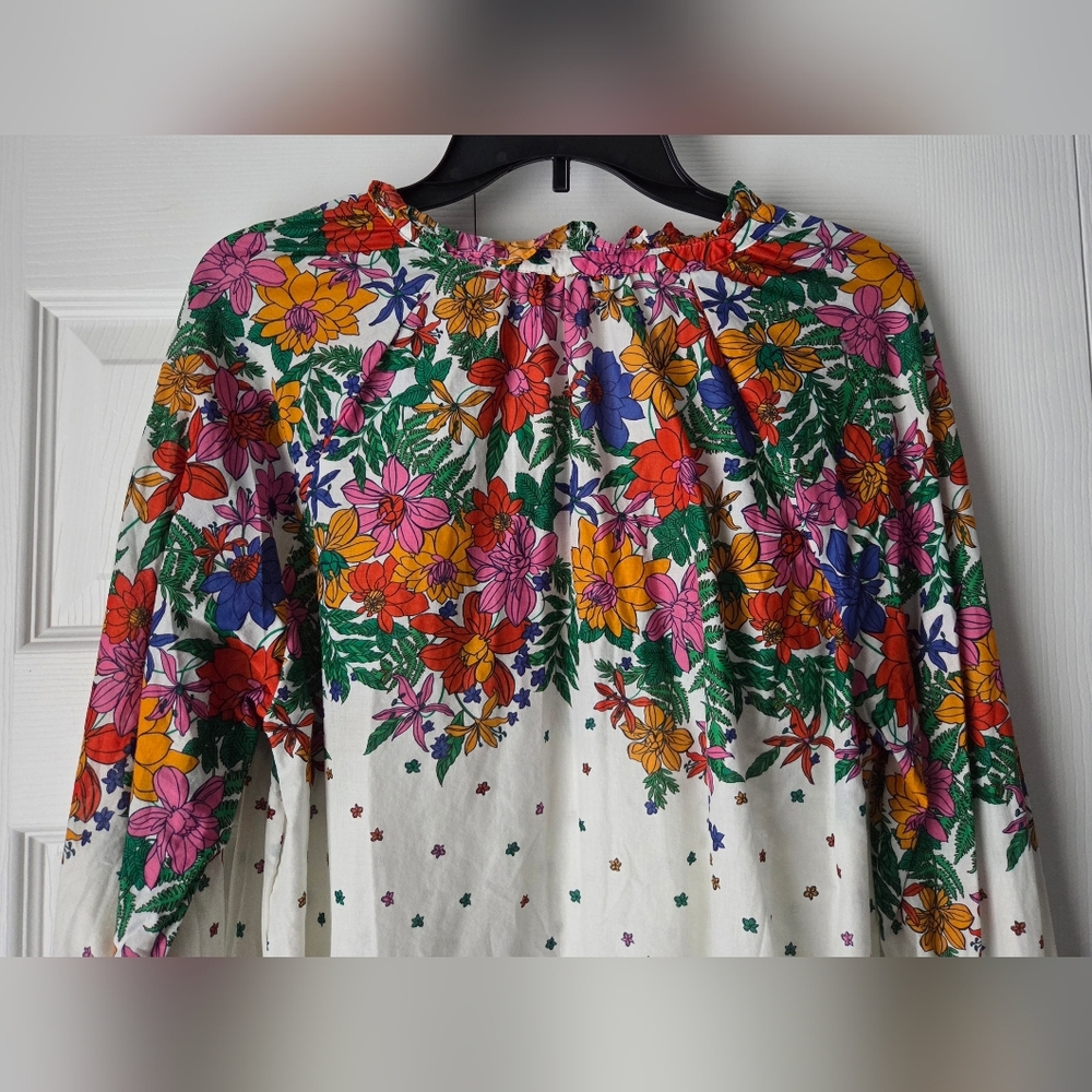 Talbots Blossful Floral Smocked Cuff Blouse Size LP - Picture 9 of 12